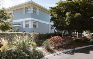 how to paint textured walls